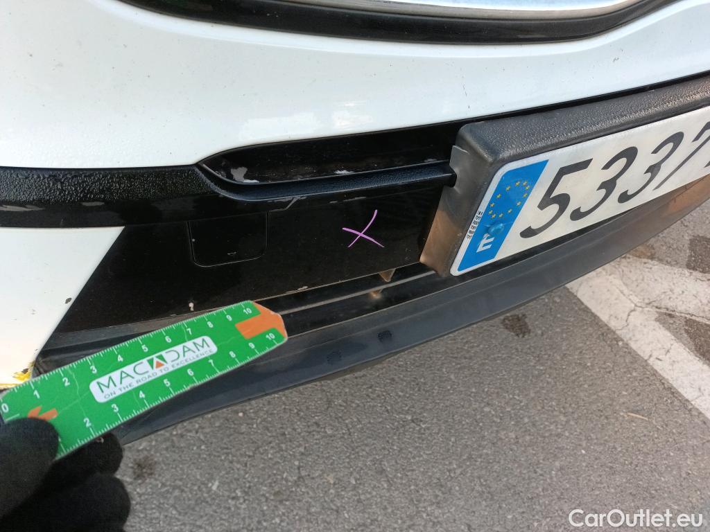  KIA  Sportage KIA  / 2018 / 5P / todoterreno 1.6 MHEV Concept 85kW (115CV) 4x2 #36