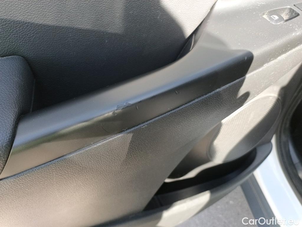  Hyundai  Konna HYUNDAI Kona / 2020 / 5P / todoterreno 1.6 GDI HEV Style Sky DCT #19