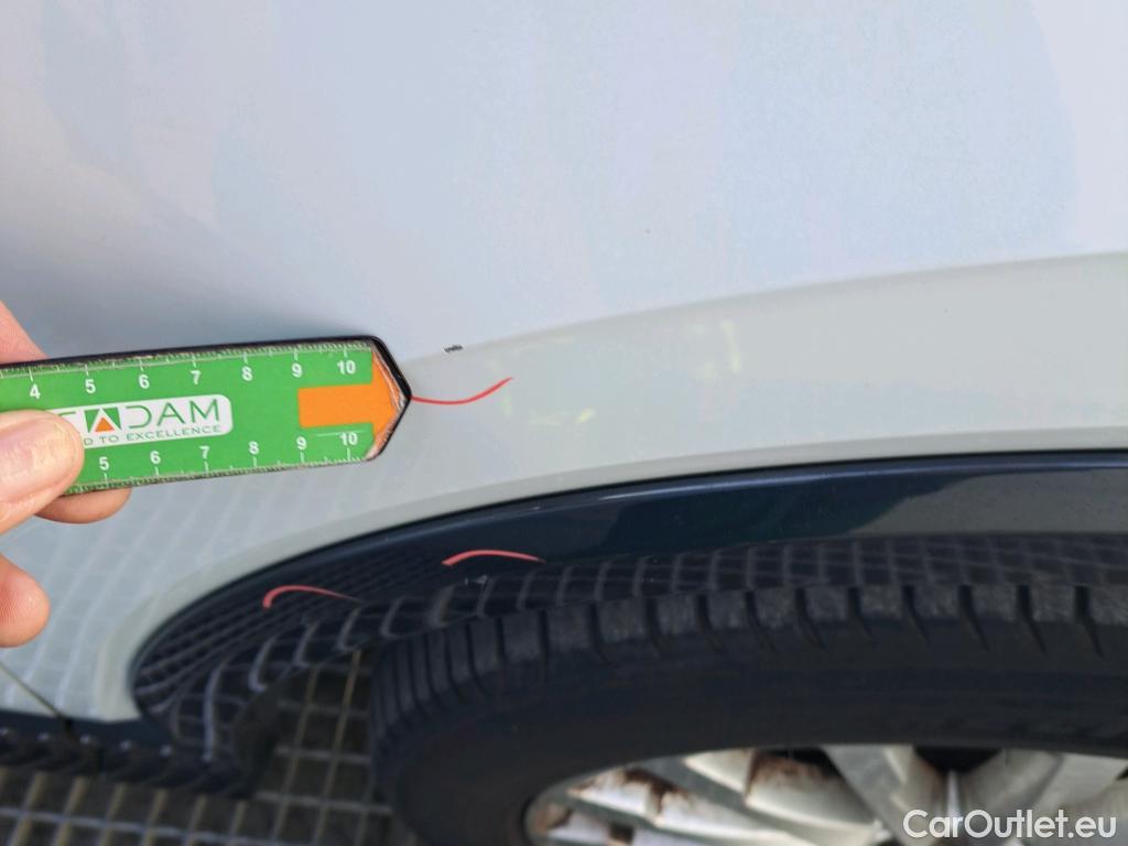  Audi  Q2 AUDI  / 2016 / 5P / todoterreno Design 30 TFSI 85kW (116CV) #34