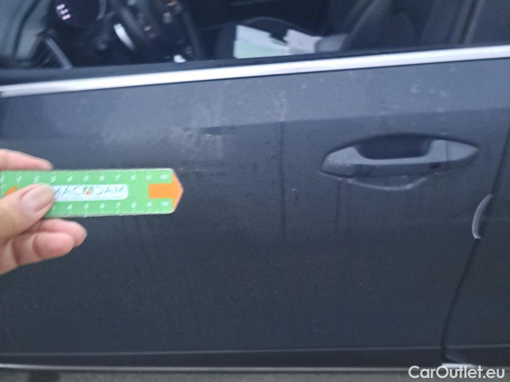  KIA  XCeed KIA  1.6 GDi PHEV 104kW (141CV) eDrive (AC) #17