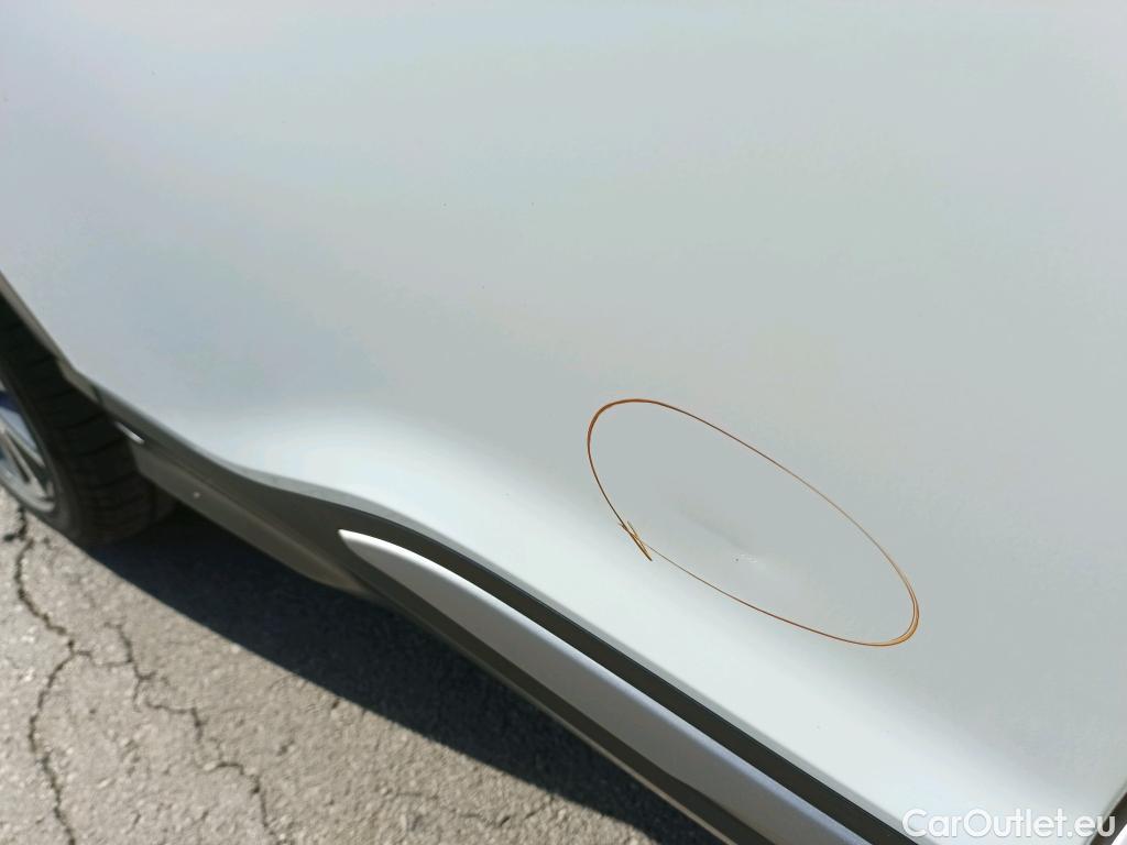  Hyundai  Konna HYUNDAI Kona / 2020 / 5P / todoterreno 1.6 GDI HEV Style Sky DCT #4