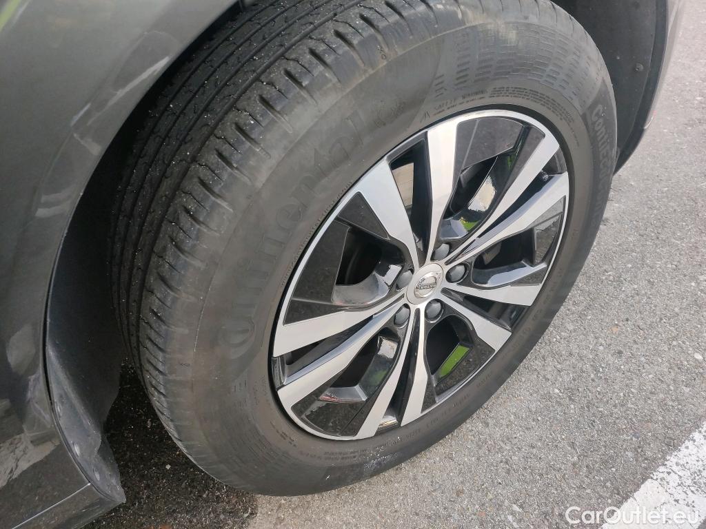  Volvo  XC60  Business Plus 2WD 2.0 D4 190CV AT8 E6dT #3