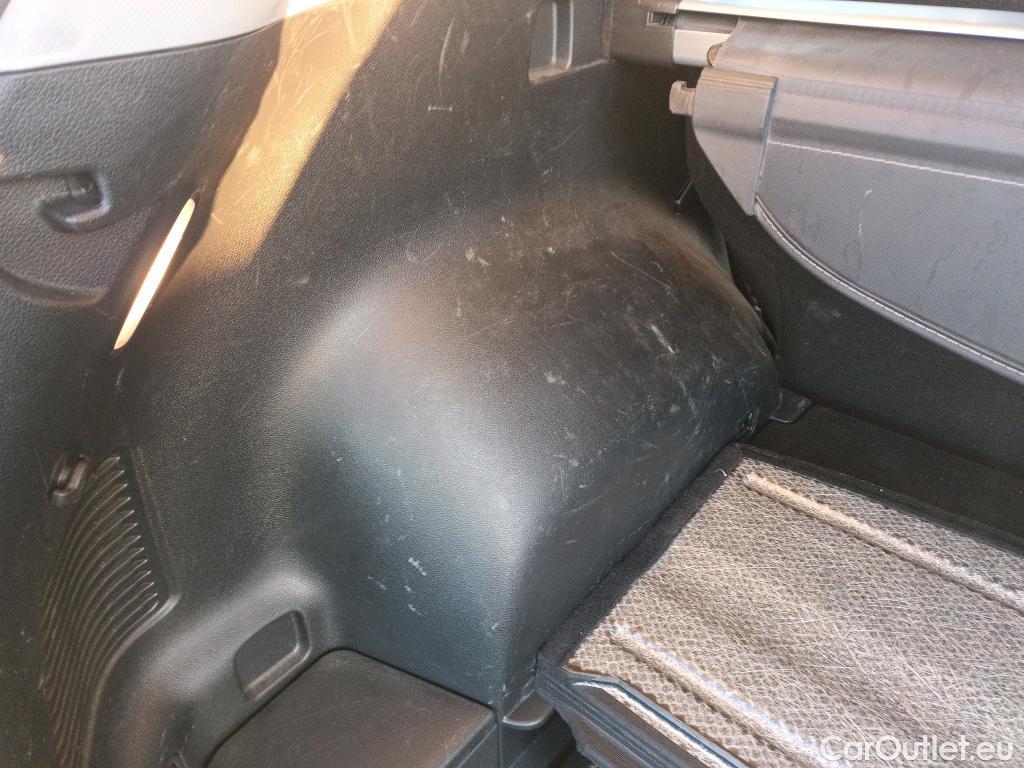  KIA  Sportage KIA  / 2018 / 5P / todoterreno 1.6 MHEV Concept 85kW (115CV) 4x2 #21