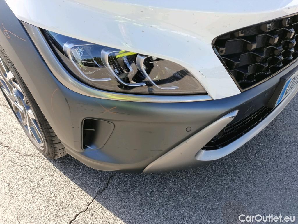  Hyundai  Konna HYUNDAI Kona / 2020 / 5P / todoterreno 1.6 GDI HEV Style Sky DCT #23