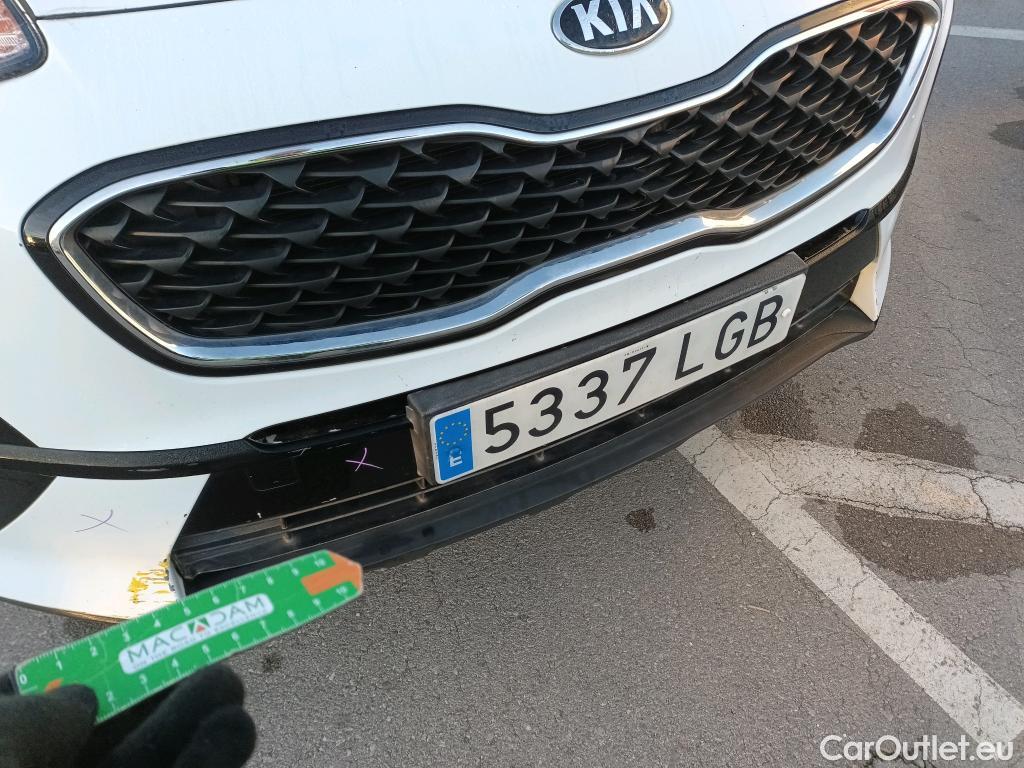  KIA  Sportage KIA  / 2018 / 5P / todoterreno 1.6 MHEV Concept 85kW (115CV) 4x2 #35