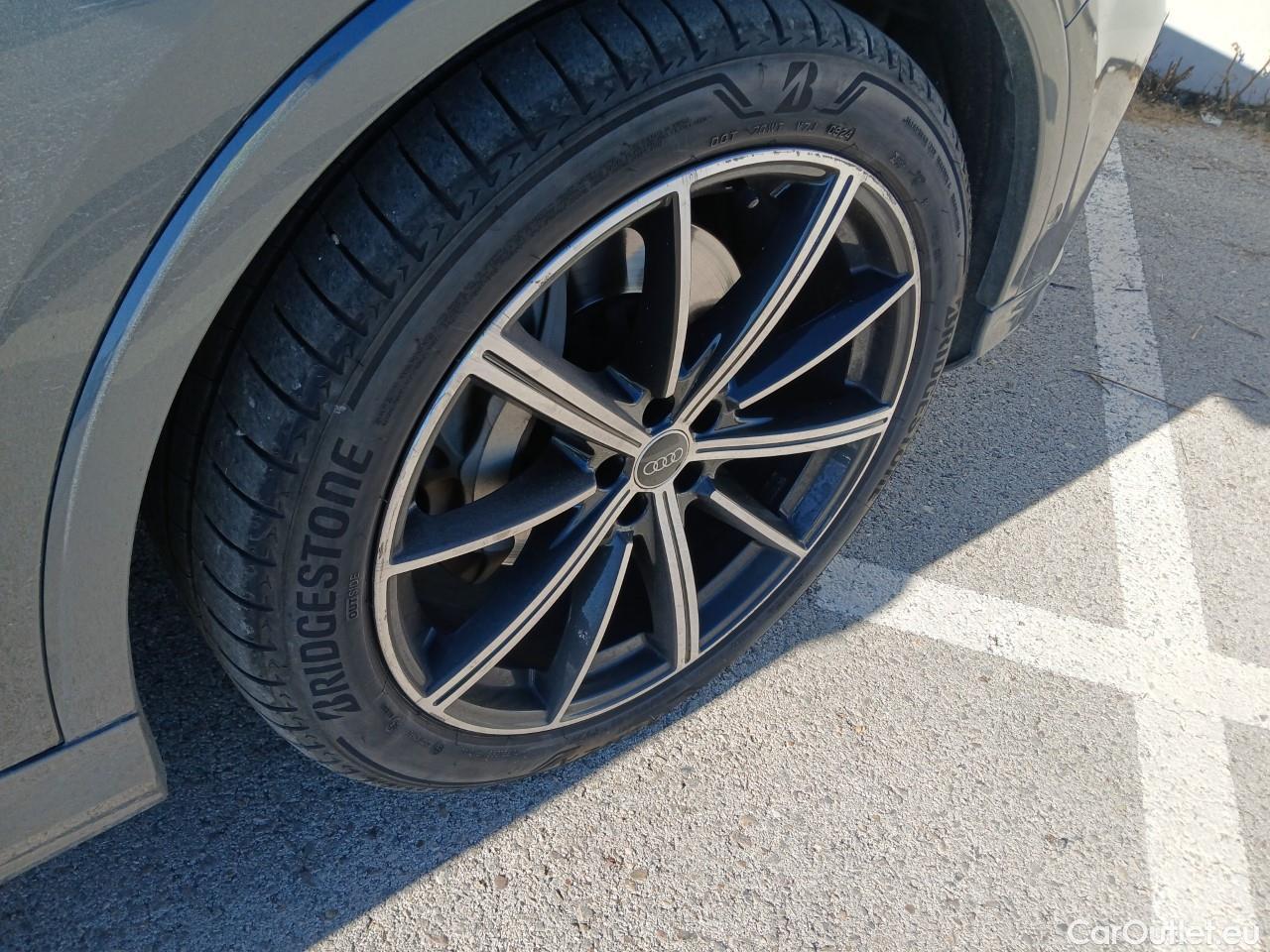  Audi  Q7 AUDI  / 2019 / 5P / todoterreno Black line 50 TDI 210kW (286CV) q. tip. #21