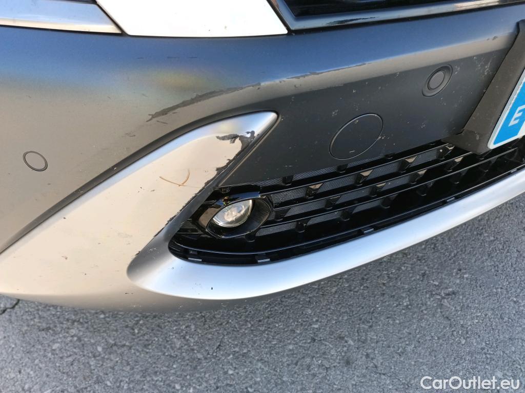  Hyundai  Konna HYUNDAI Kona / 2020 / 5P / todoterreno 1.6 GDI HEV Style Sky DCT #33