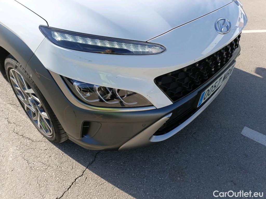  Hyundai  Konna HYUNDAI Kona / 2020 / 5P / todoterreno 1.6 GDI HEV Style Sky DCT #22