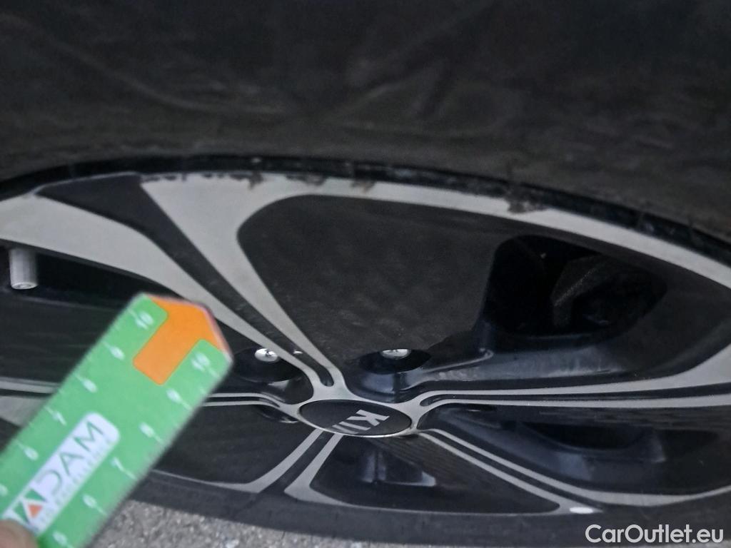  KIA  XCeed KIA  1.6 GDi PHEV 104kW (141CV) eDrive (AC) #14