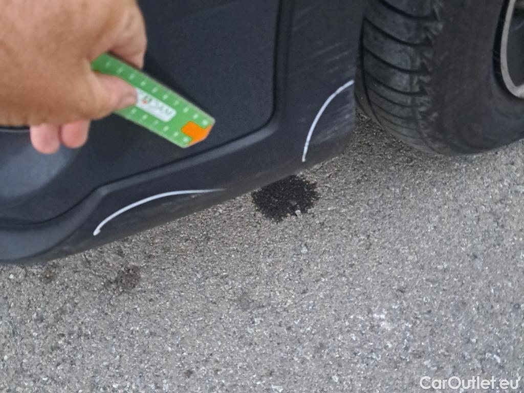  KIA  XCeed KIA  1.6 GDi PHEV 104kW (141CV) eDrive (AC) #31