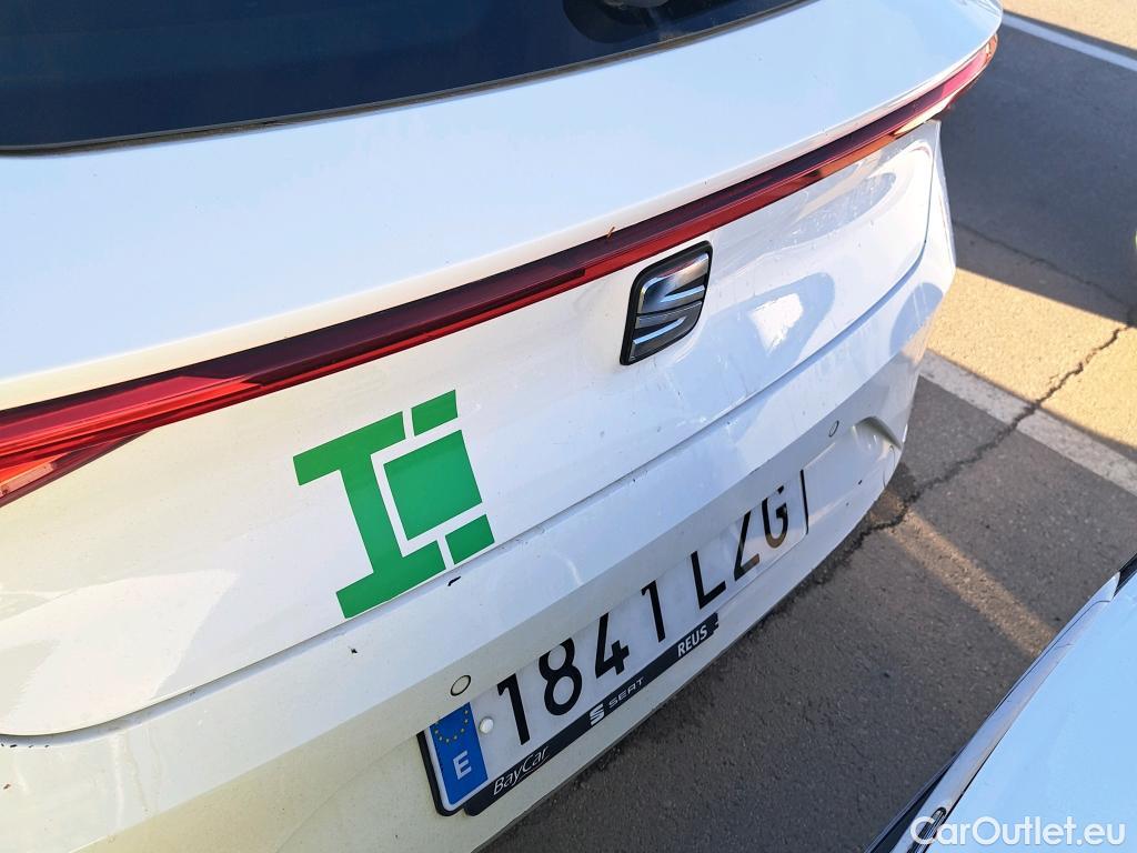  Land Rover  Discovery SEAT Nuevo León / 2020 / 5P / berlina con portón 2.0 TDI 110kW DSG-7 Style Go(SP) #3