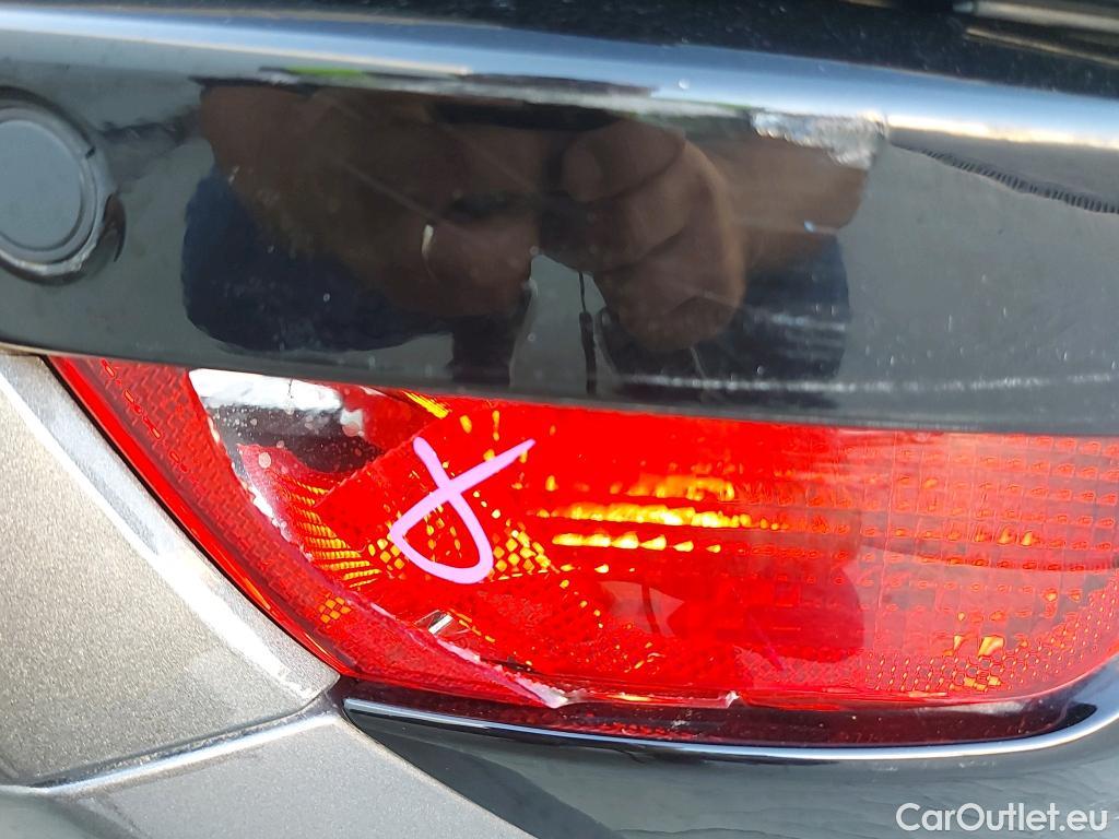  Land Rover  Range Rover Sport LAND ROVER  / 2017 / 5P / todoterreno 2.0 Si4 221kW (300CV) HSE #6