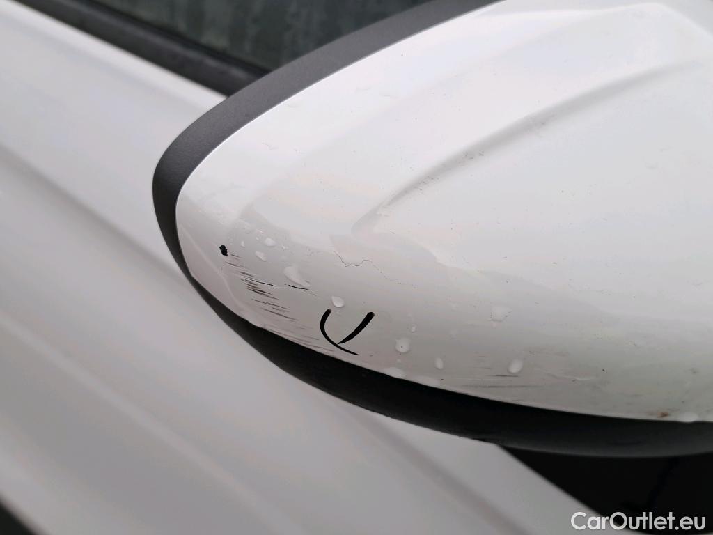  Opel  Crossland OPEL  X 5p 1G todoterreno 1.6T 73kW (99CV) Selective #16