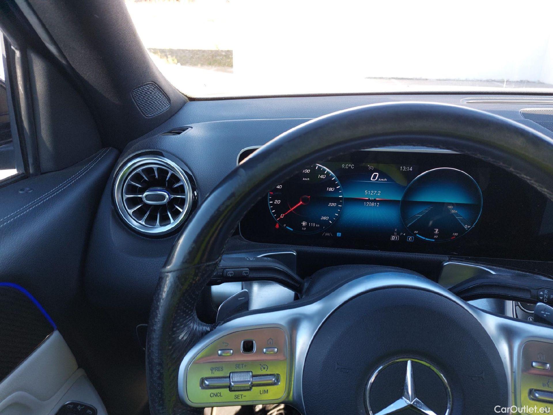  Mercedes  GLB MERCEDES-BENZ  / 2019 / 5P / todoterreno 2.0  200 D DCT 110KW (150CV) (AC) #34