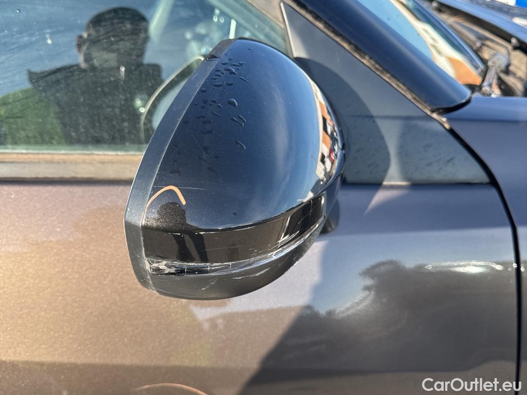  Nissan  Juke NISSAN  / 2019 / 5P / crossover DIG-T 84 kW (114 CV) 6M/T Acenta #42