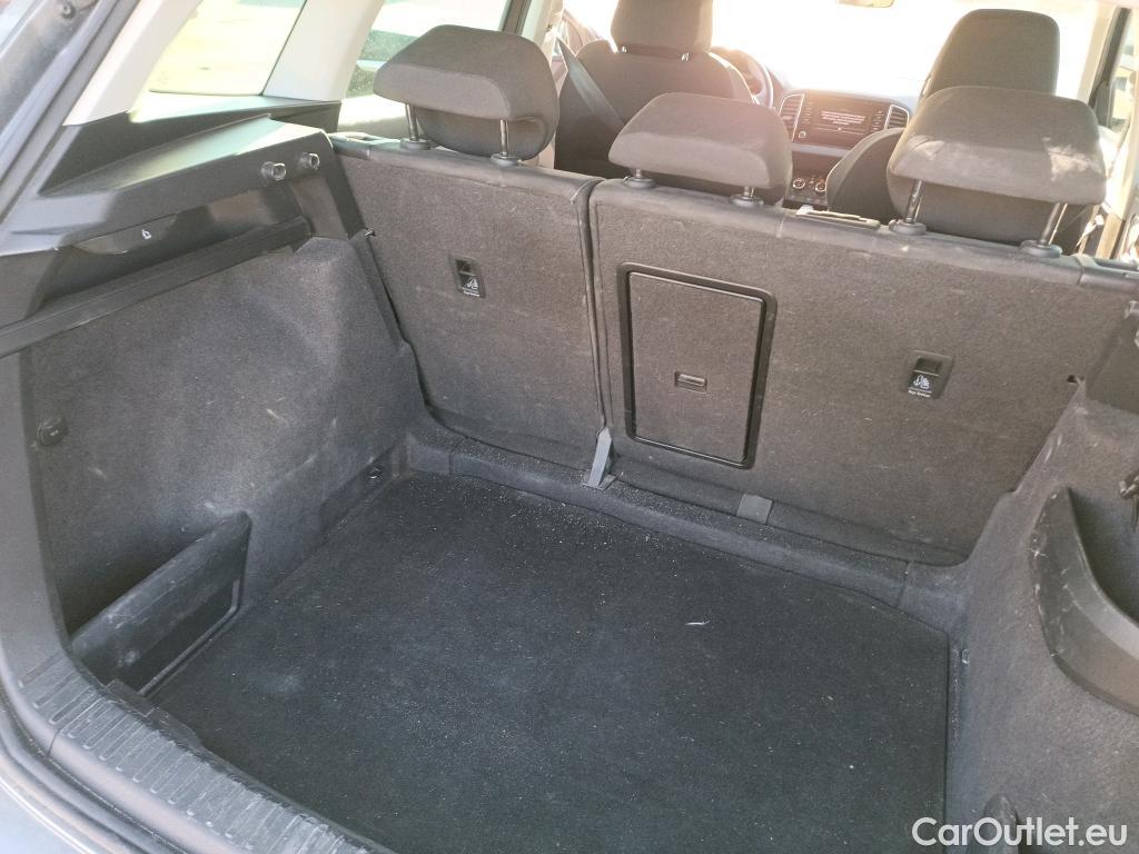  Skoda  Karoq SKODA  / 2021 / 5P / todoterreno 2.0 TDI 85kW (115CV) Ambition (AC3) #1