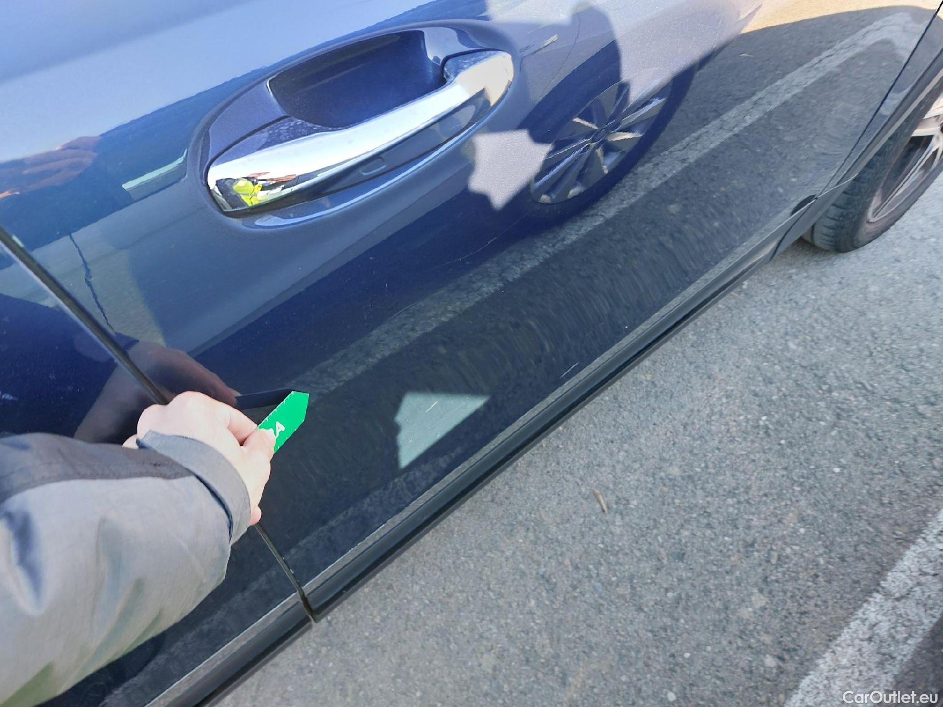  Mercedes  GLB MERCEDES-BENZ  / 2019 / 5P / todoterreno 2.0  200 D DCT 110KW (150CV) (AC) #30