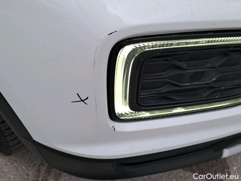  Volkswagen  T-ROC VOLKSWAGEN  / 2017 / 5P / todoterreno Advance 1.0 TSI 85kW (115CV) #9