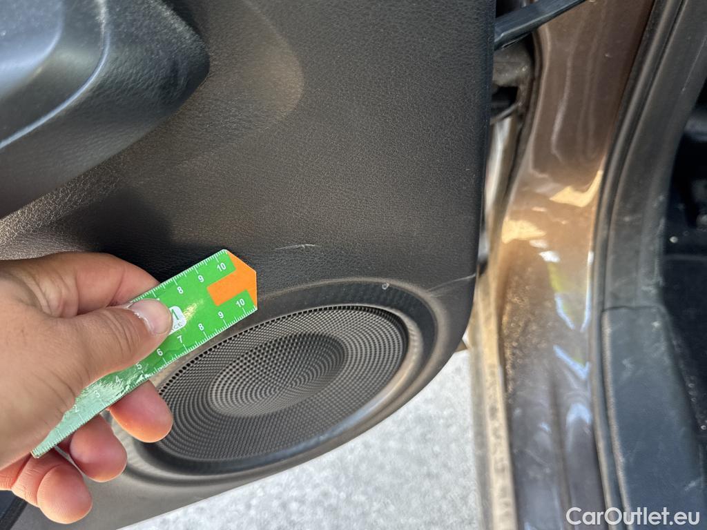  Nissan  Juke NISSAN  / 2019 / 5P / crossover DIG-T 84 kW (114 CV) 6M/T Acenta #34