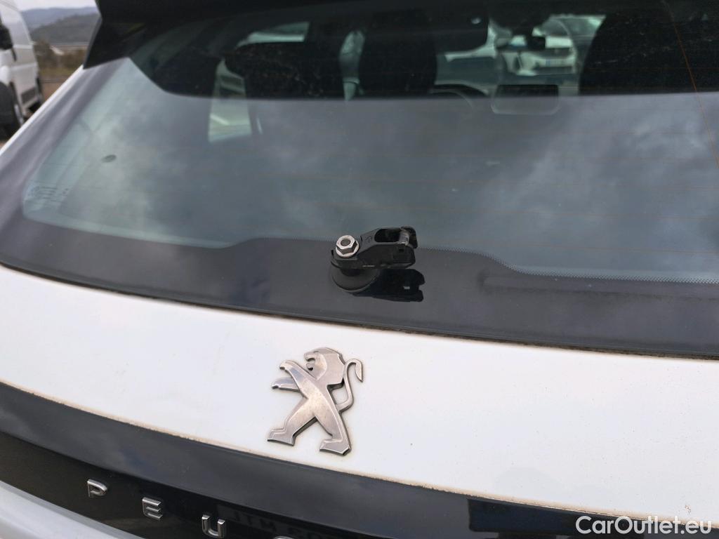  Peugeot  208 PEUGEOT  / 2019 / 5P / berlina con portón PureTech 73kW (100CV) Active Pack #32