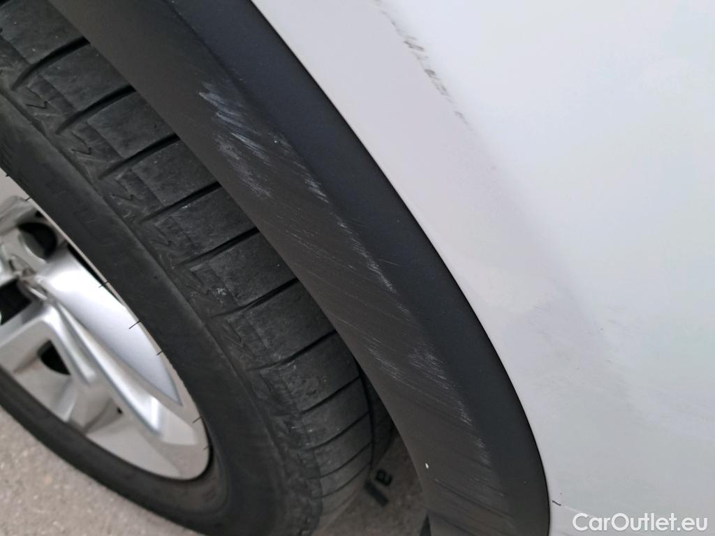  Opel  Crossland OPEL  X 5p 1G todoterreno 1.6T 73kW (99CV) Selective #20