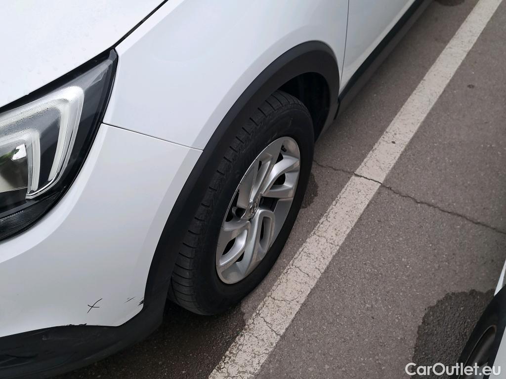  Opel  Crossland OPEL  X 5p 1G todoterreno 1.6T 73kW (99CV) Selective #17