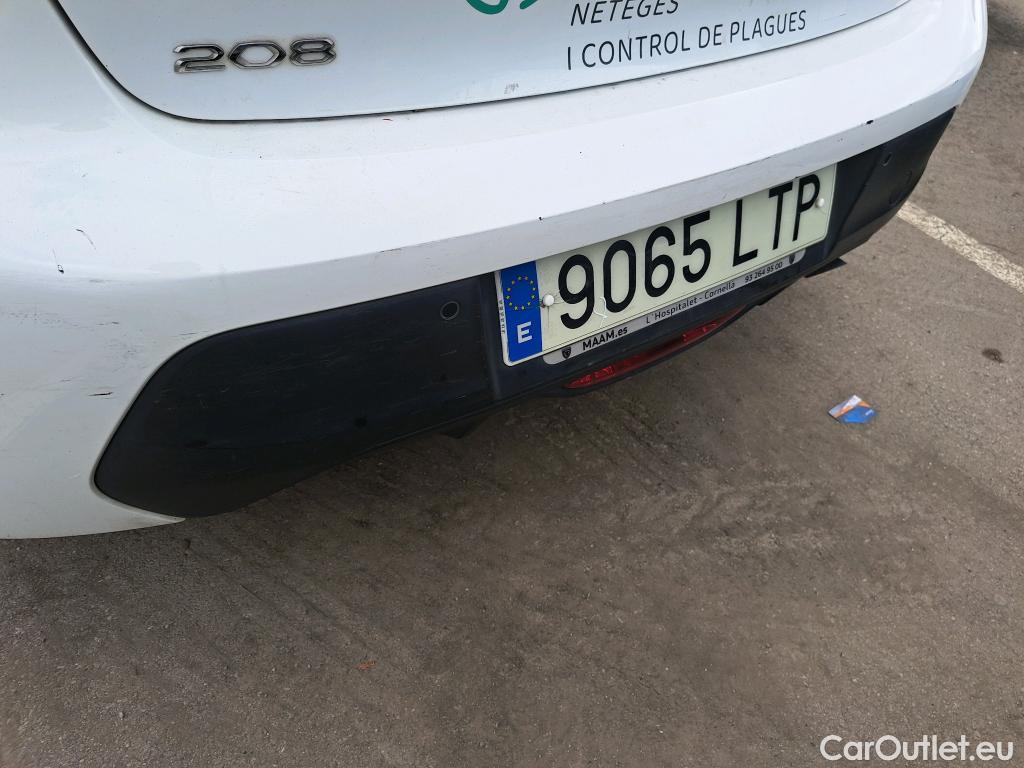  Peugeot  208 PEUGEOT  / 2019 / 5P / berlina con portón PureTech 73kW (100CV) Active Pack #24