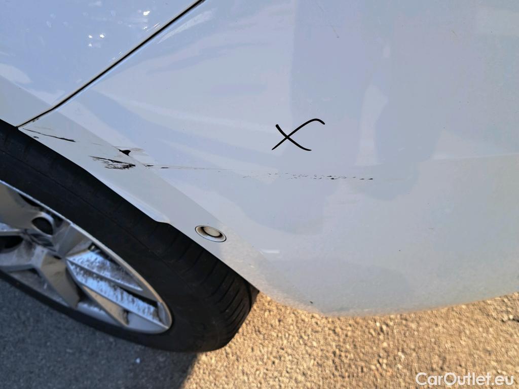  Land Rover  Discovery SEAT Nuevo León / 2020 / 5P / berlina con portón 2.0 TDI 110kW DSG-7 Style Go(SP) #12