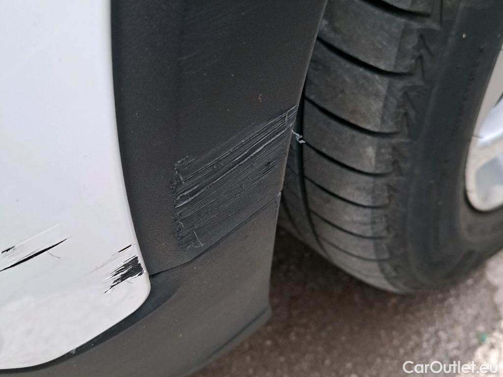  Opel  Crossland OPEL  X 5p 1G todoterreno 1.6T 73kW (99CV) Selective #18