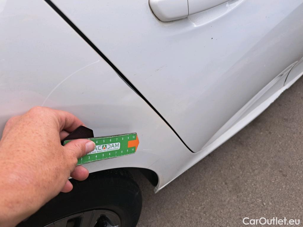  Peugeot  208 PEUGEOT  / 2019 / 5P / berlina con portón PureTech 73kW (100CV) Active Pack #10