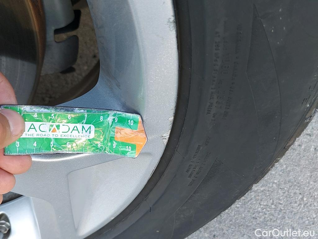  Land Rover  Range Rover Sport LAND ROVER  / 2017 / 5P / todoterreno 2.0 Si4 221kW (300CV) HSE #43