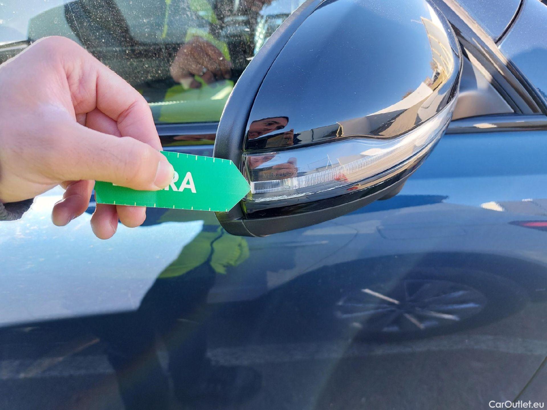  Mercedes  GLB MERCEDES-BENZ  / 2019 / 5P / todoterreno 2.0  200 D DCT 110KW (150CV) (AC) #33