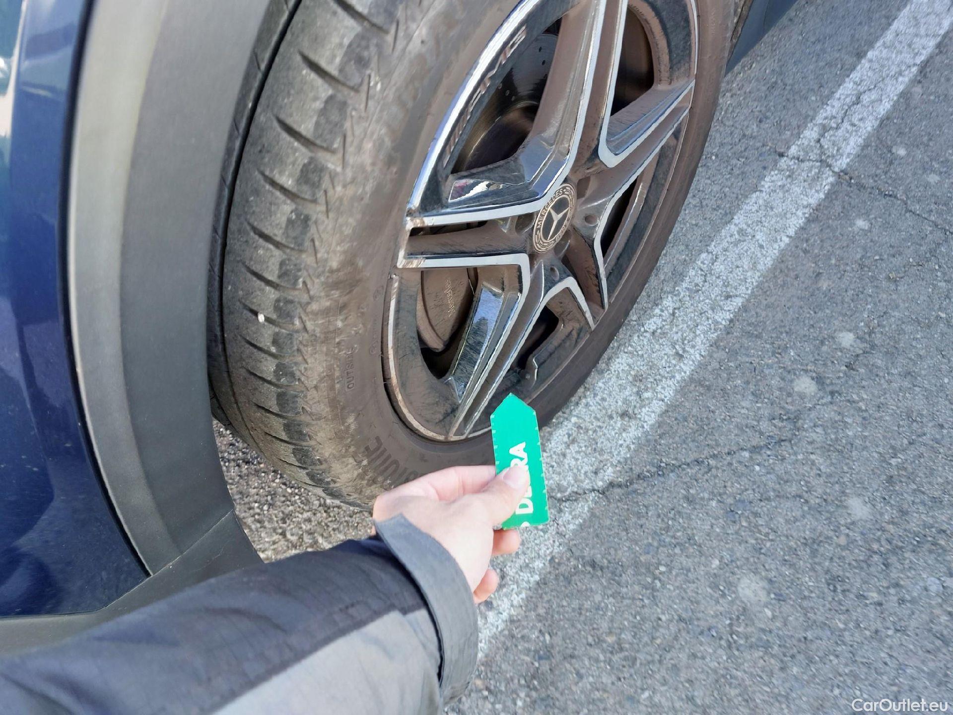  Mercedes  GLB MERCEDES-BENZ  / 2019 / 5P / todoterreno 2.0  200 D DCT 110KW (150CV) (AC) #15