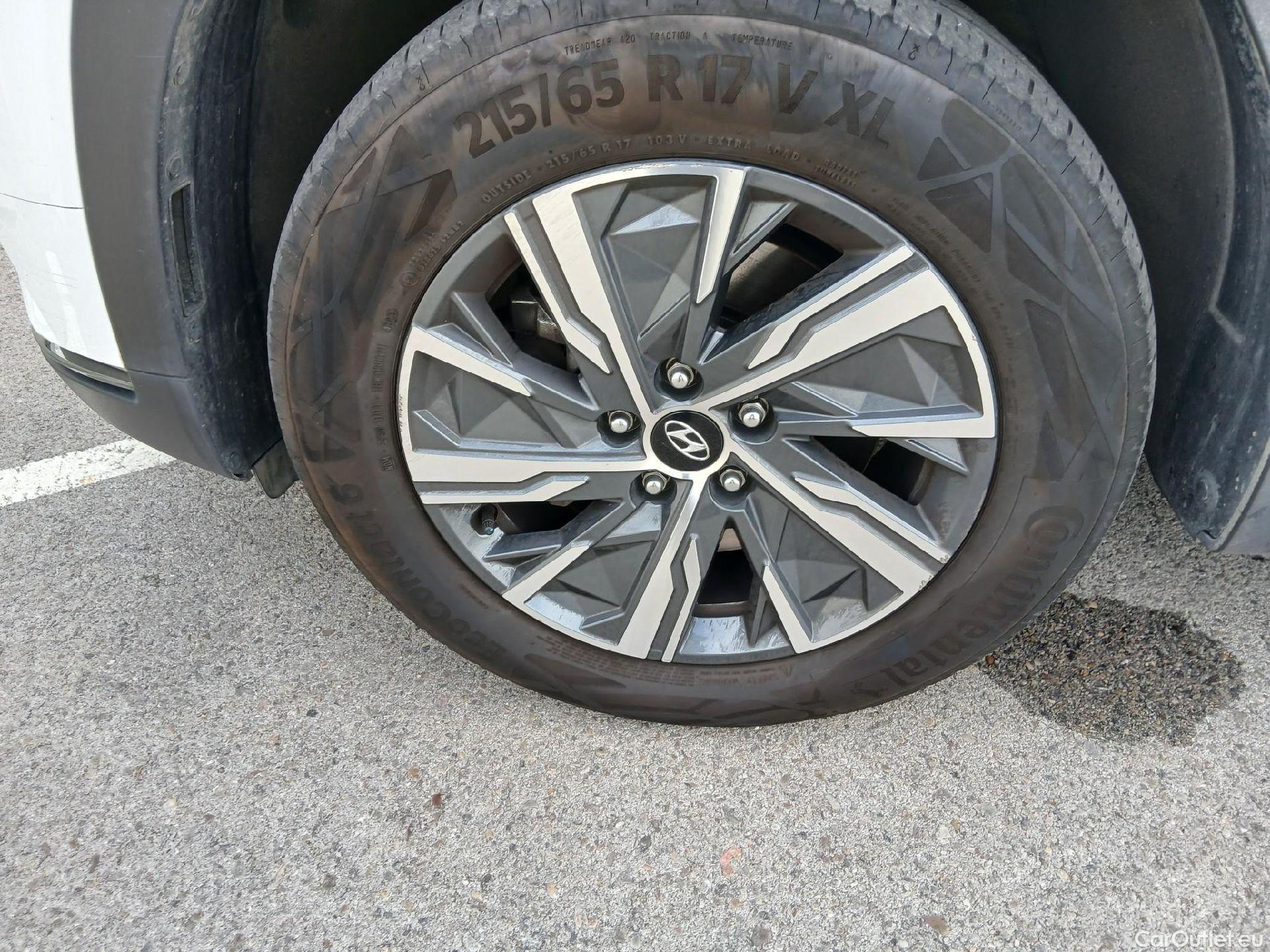  Hyundai  Tucson HYUNDAI  / 2020 / 5P / todoterreno 1.6 TGDI 169kW HEV Maxx Auto S/Cable Re. #13