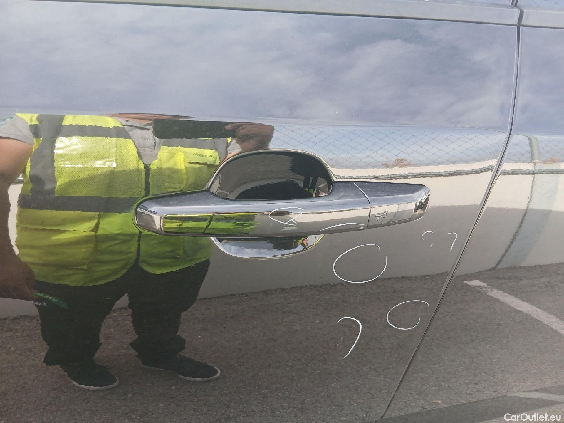  Jaguar  E-PACE JAGUAR  / 2017 / 5P / todoterreno 2.0D 110kW R-Dynamic #12