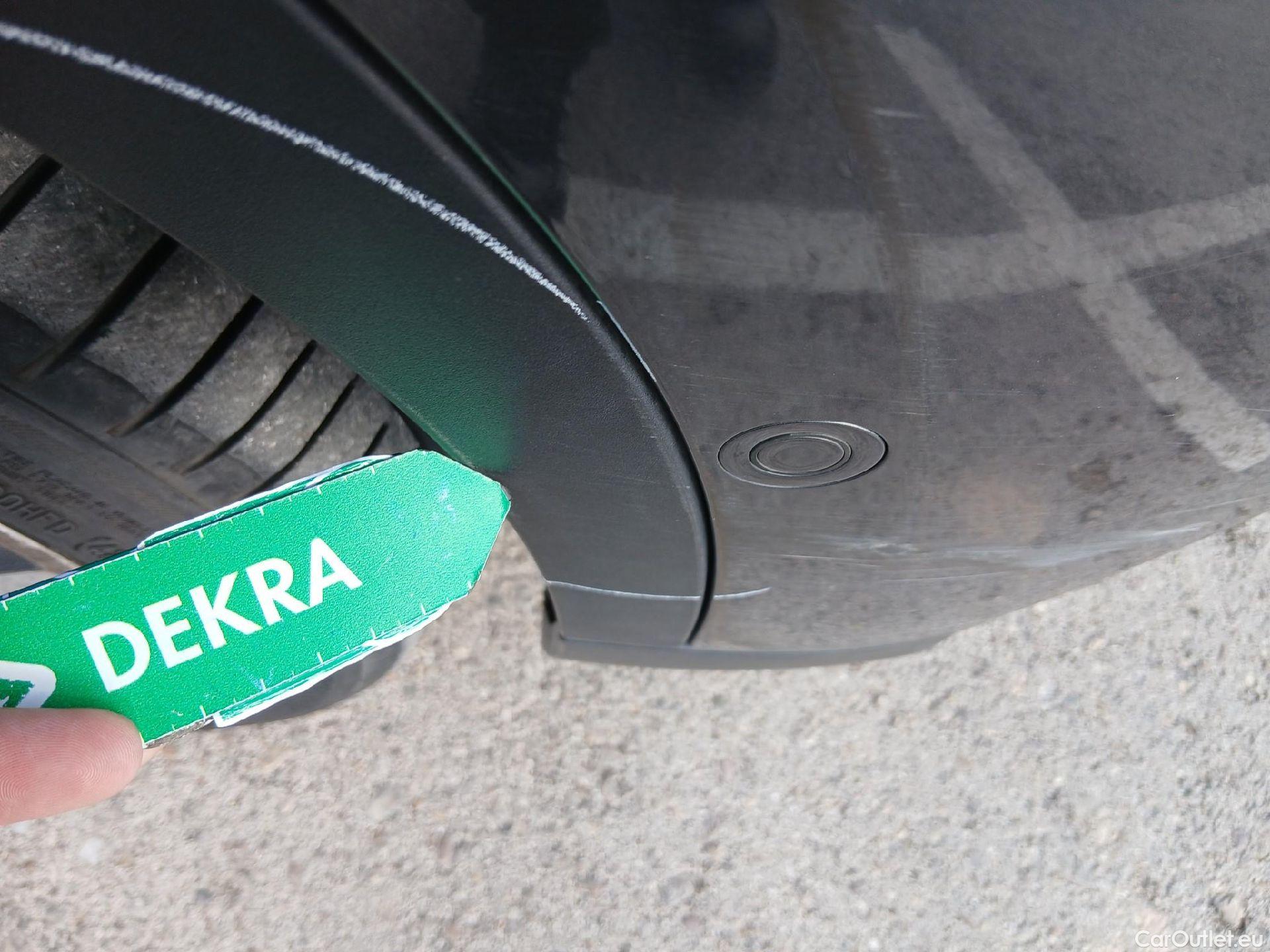  Bmw  X2 BMW  / 2017 / 5P / todoterreno sDrive18d #54