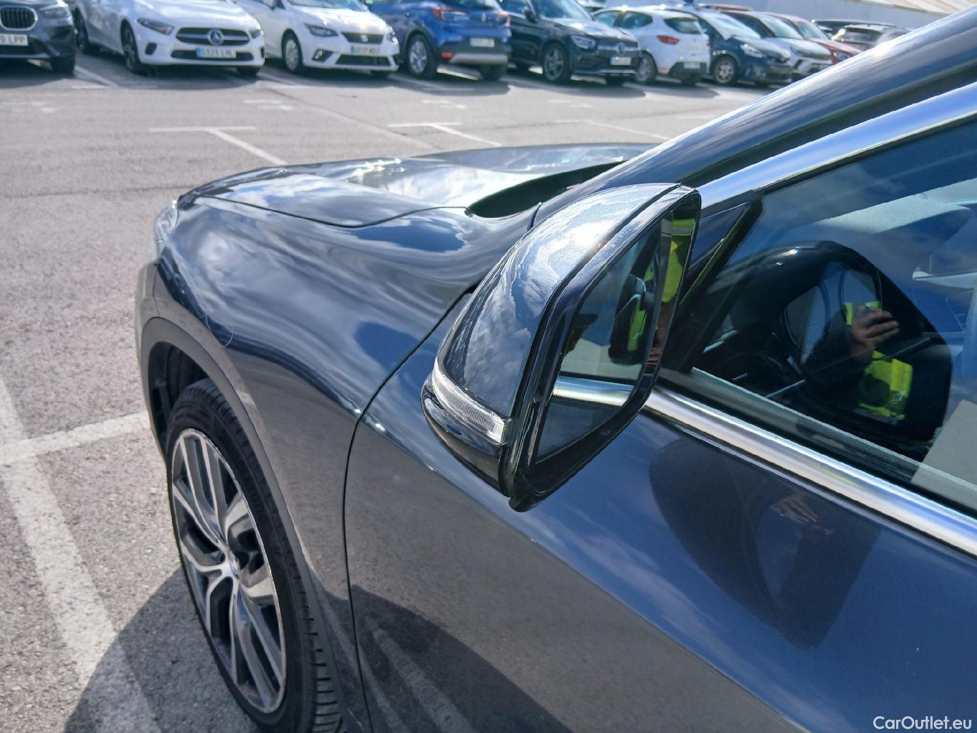  Bmw  X2 BMW  / 2017 / 5P / todoterreno sDrive18d #25