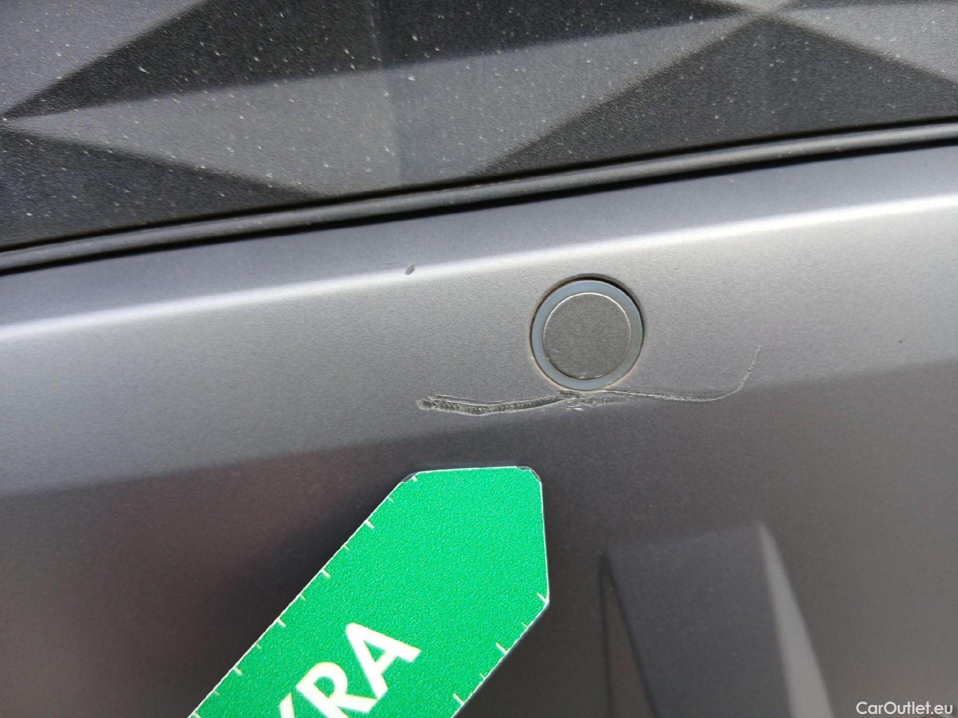  Hyundai  Tucson HYUNDAI  / 2020 / 5P / todoterreno 1.6 TGDI 169kW HEV Maxx Auto S/Cable Re. #20