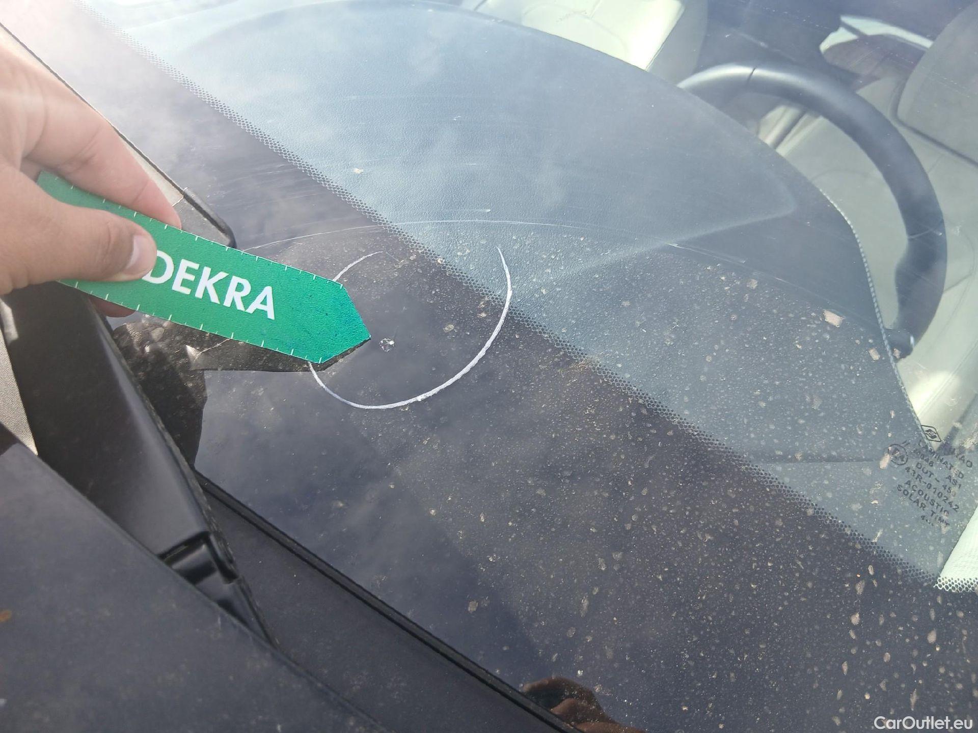  Jaguar  E-PACE JAGUAR  / 2017 / 5P / todoterreno 2.0D 110kW R-Dynamic #7