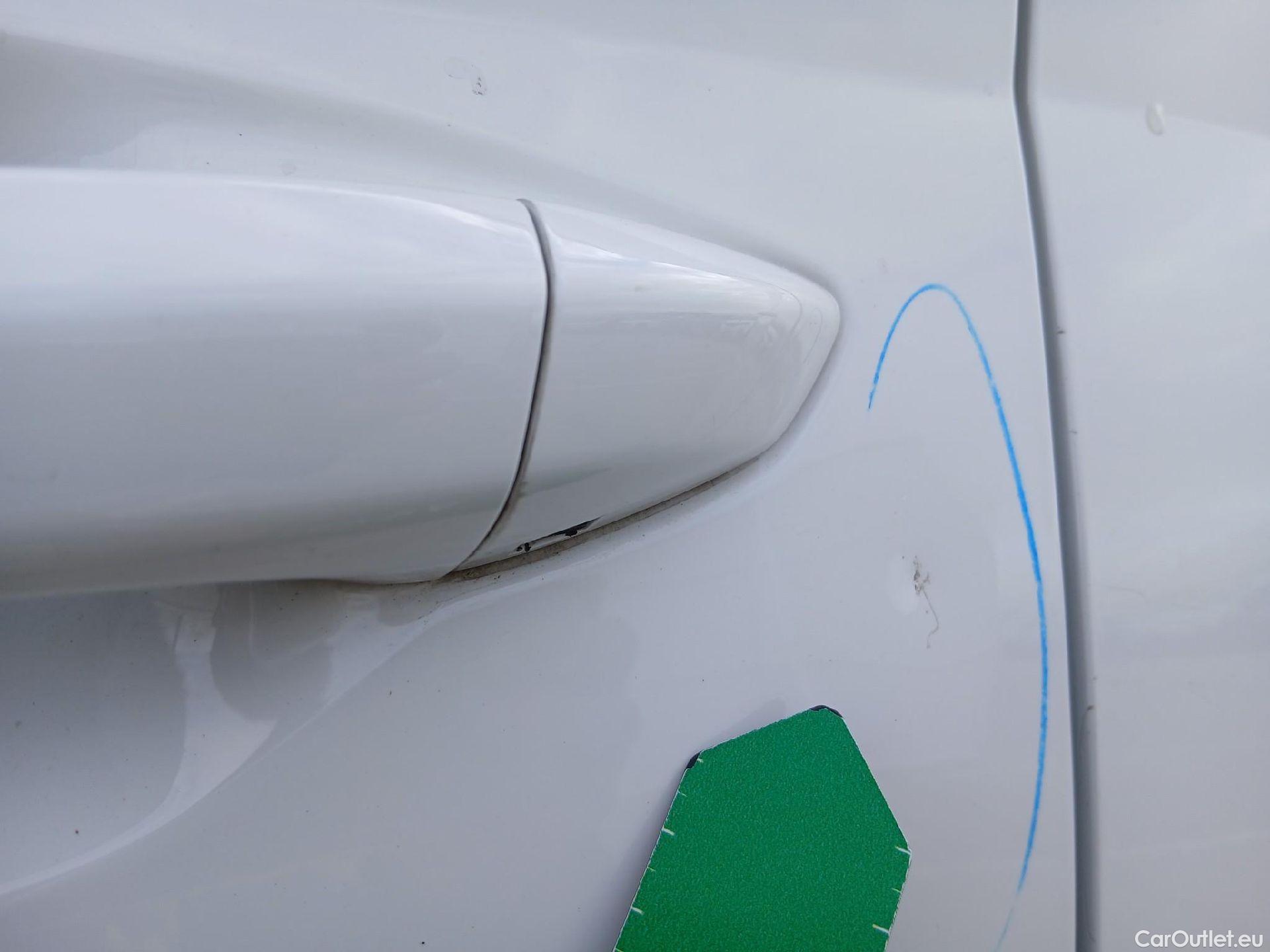  Hyundai  Tucson HYUNDAI  / 2020 / 5P / todoterreno 1.6 TGDI 169kW HEV Maxx Auto S/Cable Re. #16