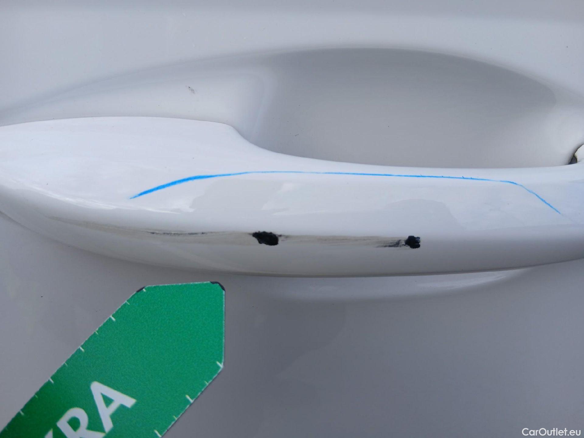  Hyundai  Tucson HYUNDAI  / 2020 / 5P / todoterreno 1.6 TGDI 169kW HEV Maxx Auto S/Cable Re. #23