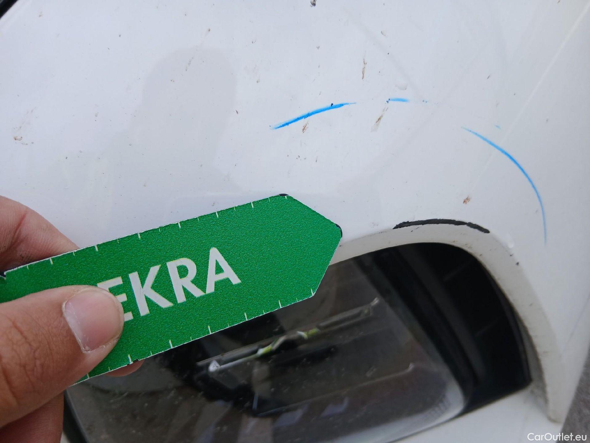  Hyundai  Tucson HYUNDAI  / 2020 / 5P / todoterreno 1.6 TGDI 169kW HEV Maxx Auto S/Cable Re. #4