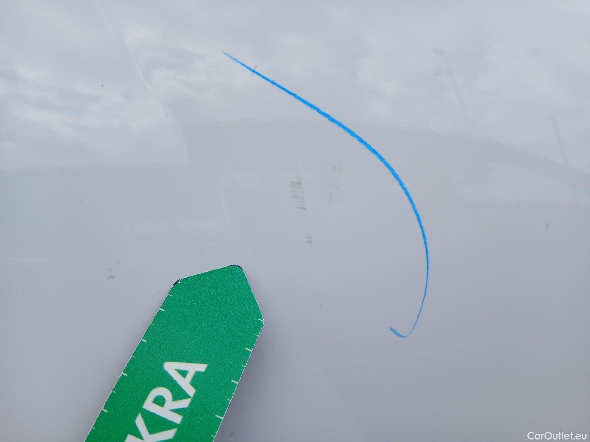  Hyundai  Tucson HYUNDAI  / 2020 / 5P / todoterreno 1.6 TGDI 169kW HEV Maxx Auto S/Cable Re. #24