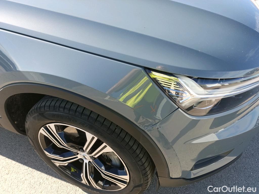  Volvo  XC 40 VOLVO XC40 / 2017 / 5P / todoterreno 1.5 T5 Twin Recharge Inscription Auto #3