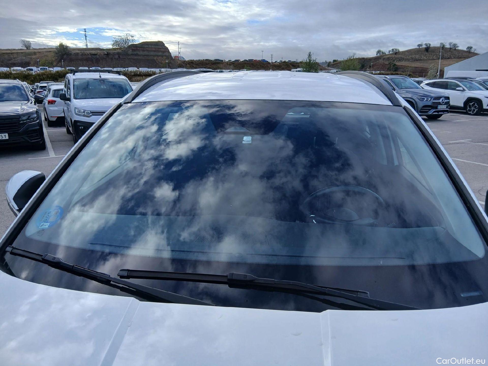  Hyundai  Tucson HYUNDAI  / 2020 / 5P / todoterreno 1.6 TGDI 169kW HEV Maxx Auto S/Cable Re. #2