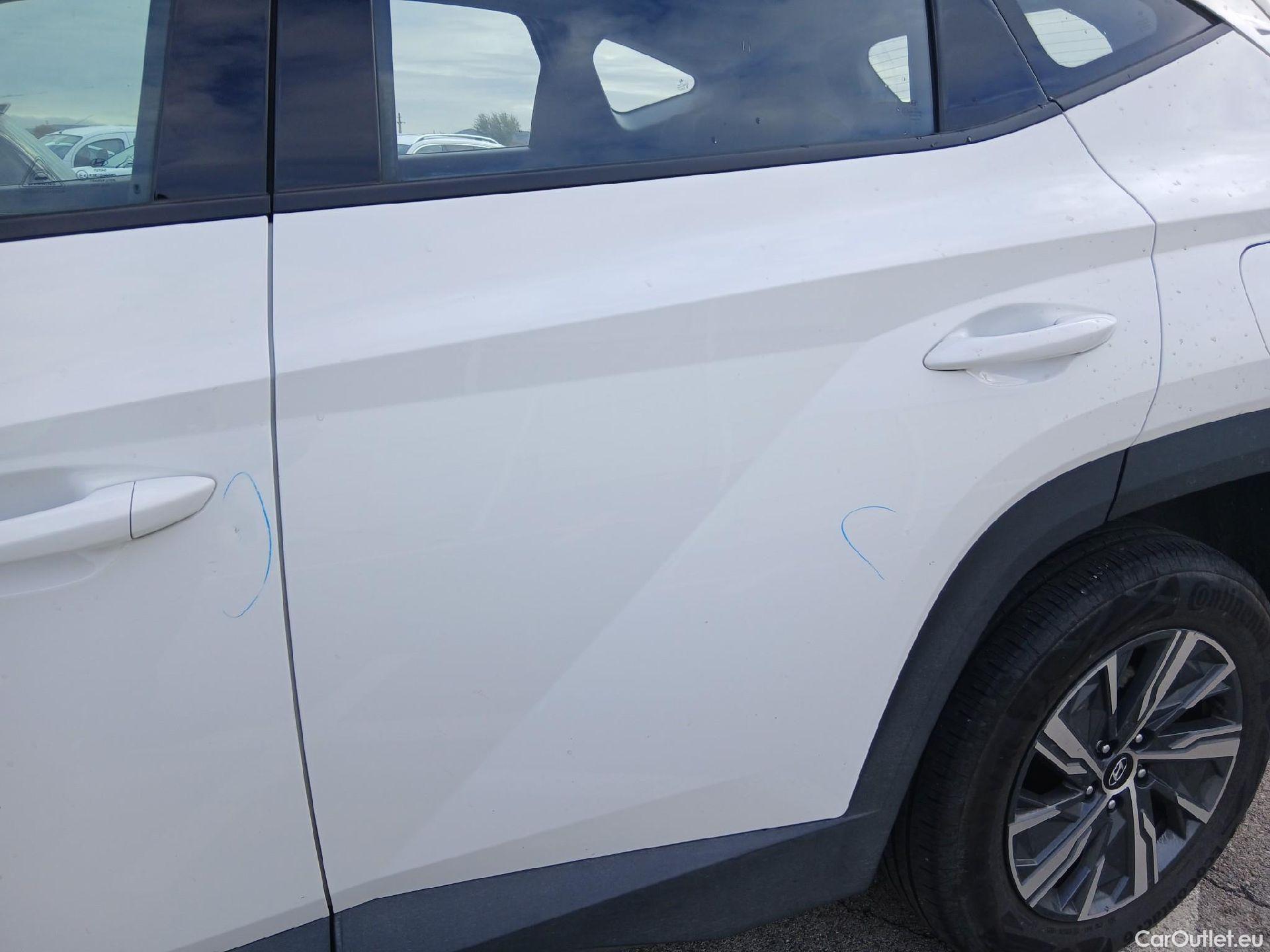  Hyundai  Tucson HYUNDAI  / 2020 / 5P / todoterreno 1.6 TGDI 169kW HEV Maxx Auto S/Cable Re. #18