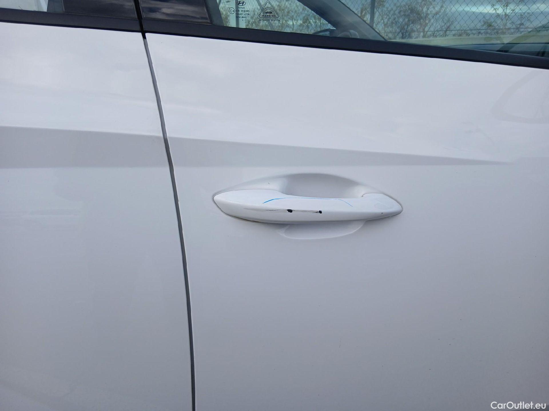  Hyundai  Tucson HYUNDAI  / 2020 / 5P / todoterreno 1.6 TGDI 169kW HEV Maxx Auto S/Cable Re. #22