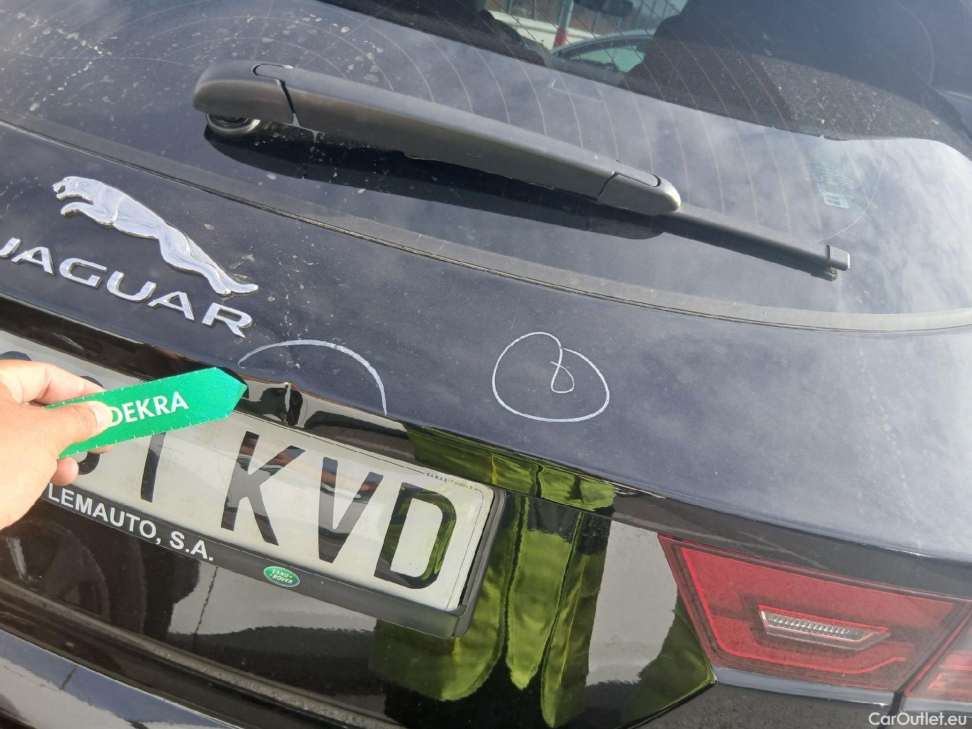  Jaguar  E-PACE JAGUAR  / 2017 / 5P / todoterreno 2.0D 110kW R-Dynamic #17