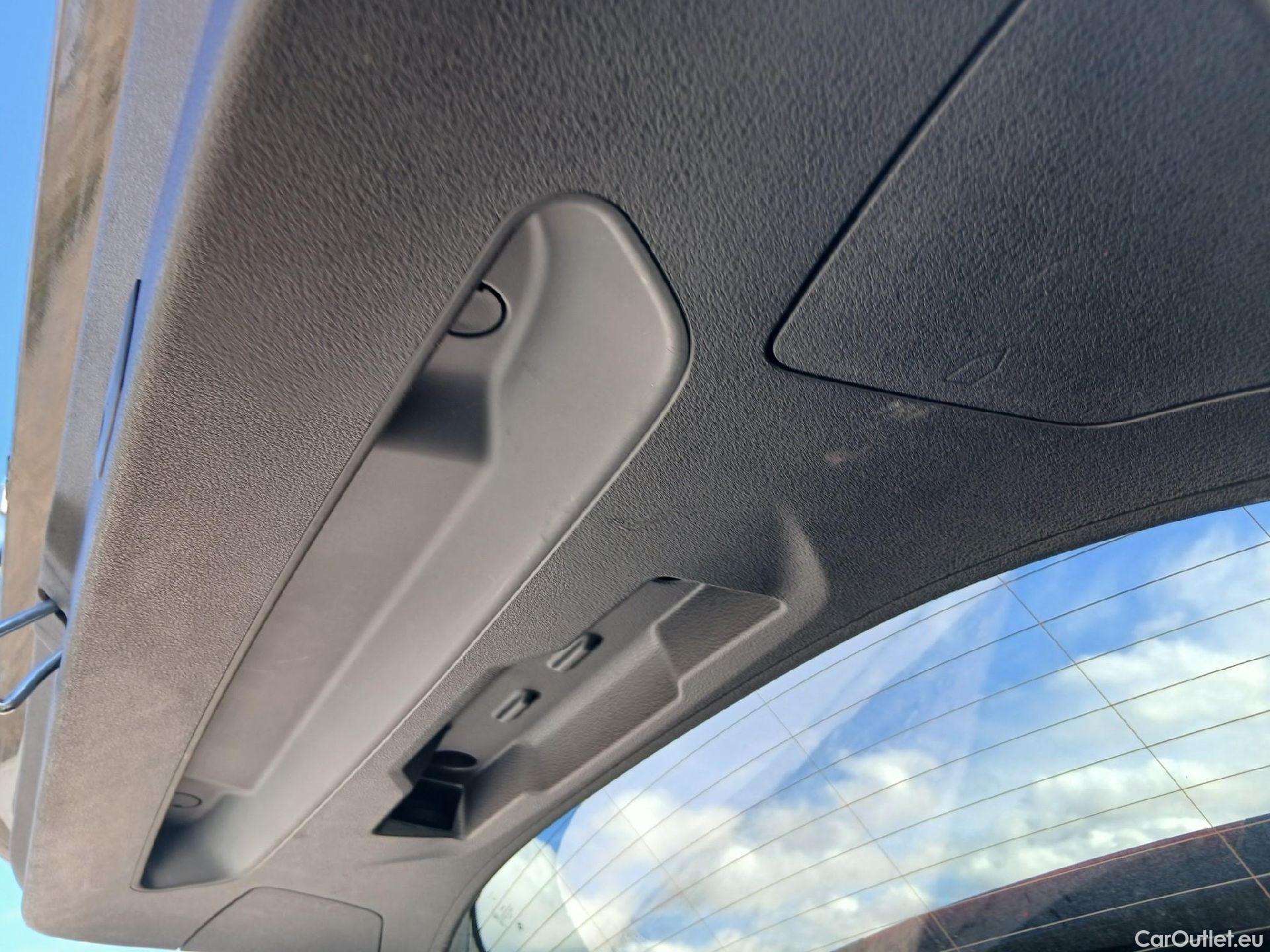  Bmw  X2 BMW  / 2017 / 5P / todoterreno sDrive18d #3