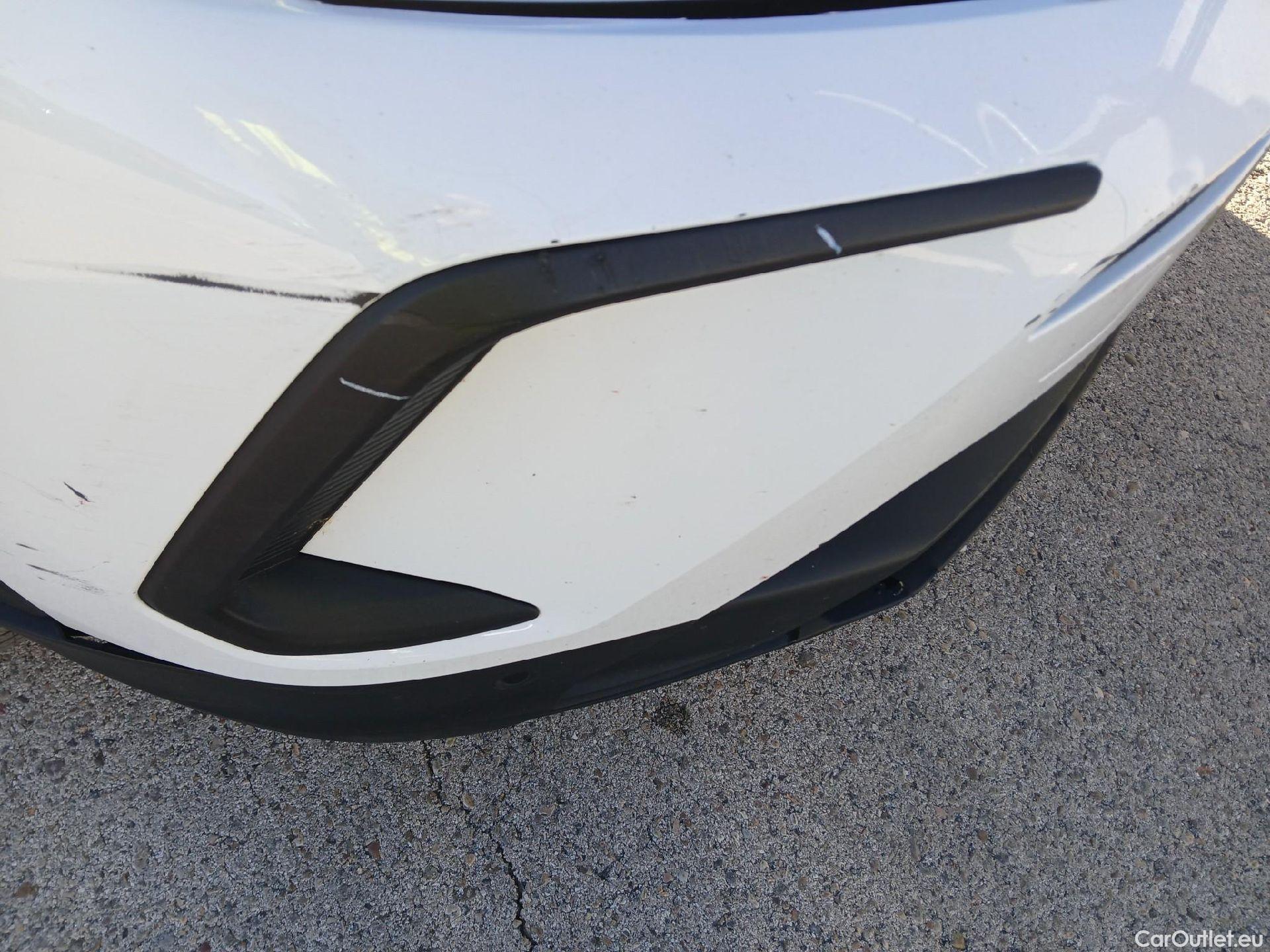  Opel   Grandland X OPEL Grandland / 2021 / 5P / todoterreno 1.5 CDTi Business Edition Auto #4